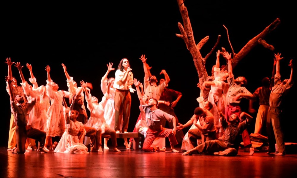 La Gala Patria emocionó a todos en el Teatro del Bicentenario La Gala Patria emocionó a todos en el Teatro del Bicentenario