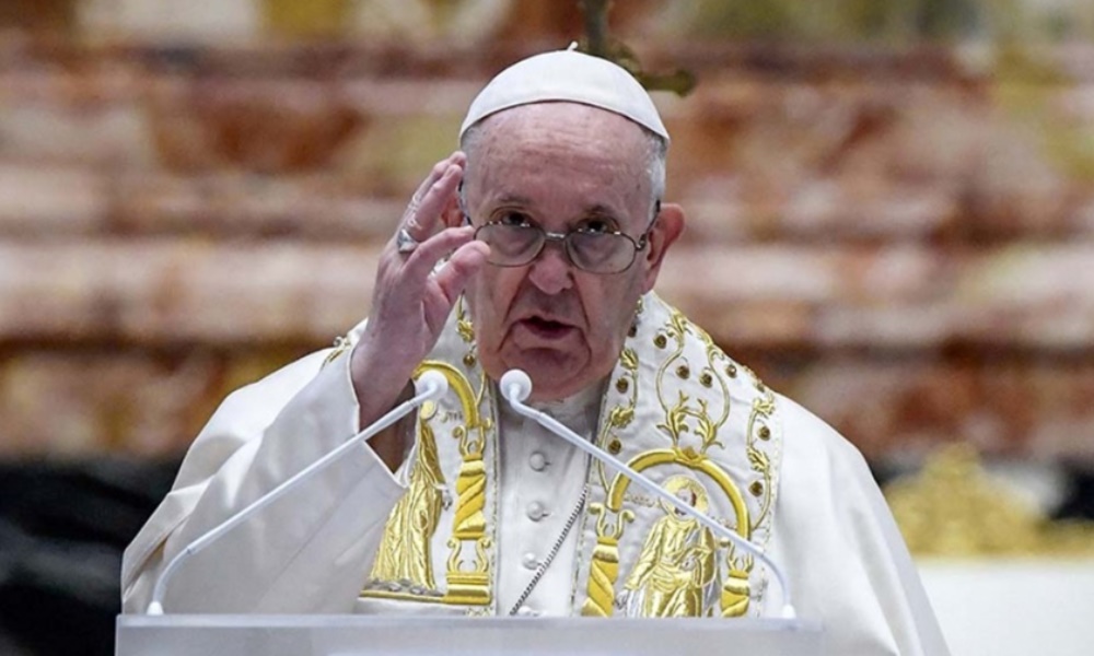 Francisco: “La violencia contra las mujeres es hierba venenosa que hay que eliminar de raíz”. Francisco: “La violencia contra las mujeres es hierba venenosa que hay que eliminar de raíz”.