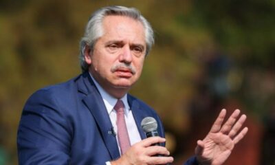 Alberto Fernández denunció a Milei y Marra por sus dichos contra el peso.