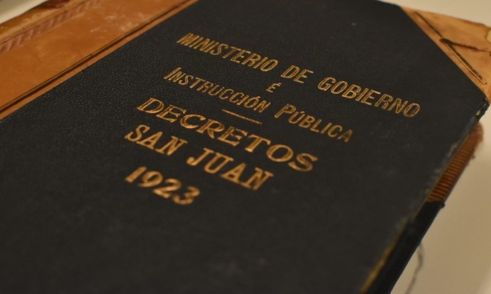 El aporte de Sarmiento en la reglamentación del trabajo sanjuanino. El aporte de Sarmiento en la reglamentación del trabajo sanjuanino.