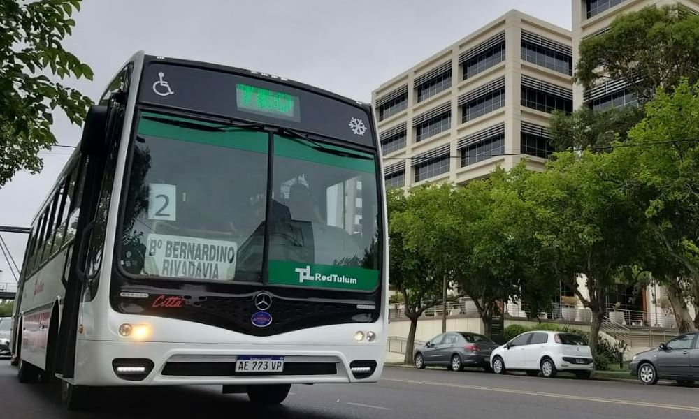 UTA ratificó el paro de colectivos: «Nunca se soluciona un conflicto amenazando a los trabajdores». UTA ratificó el paro de colectivos: «Nunca se soluciona un conflicto amenazando a los trabajdores».