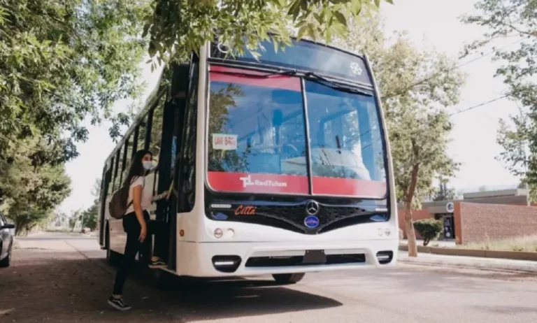 PASO 2023: Los colectivos tendrán el pasaje gratis durante el domingo 13 de agosto. PASO 2023: Los colectivos tendrán el pasaje gratis durante el domingo 13 de agosto.