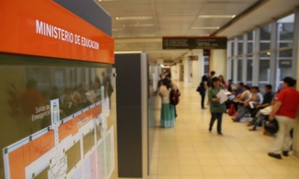 Registro y Certificación de títulos estableció un nuevo horario de atención para julio. Registro y Certificación de títulos estableció un nuevo horario de atención para julio.