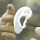 Trasplantan por primera vez una oreja impresa en 3D con células humanas.