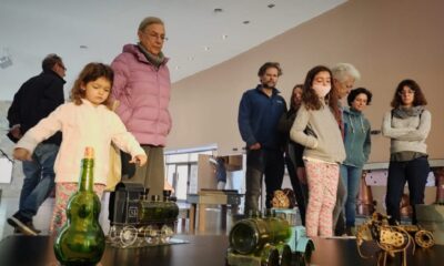 Una muestra de figuras realizadas con materiales reutilizados y reciclados se exhibe en Anchipurac durante las vacaciones.