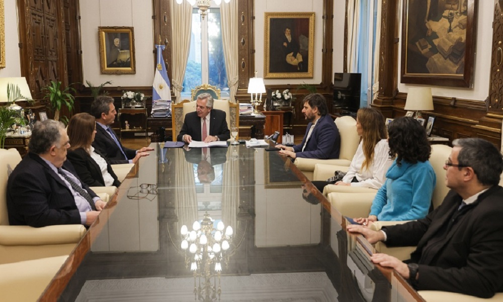Ley de Alivio Fiscal: AFIP extiende plazos para la recategorización y el pago del monotributo en julio. Ley de Alivio Fiscal: AFIP extiende plazos para la recategorización y el pago del monotributo en julio.