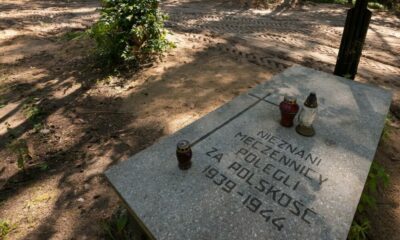 Encuentran en Polonia una fosa común con cenizas de víctimas de un campo de concentración de la Alemania nazi.