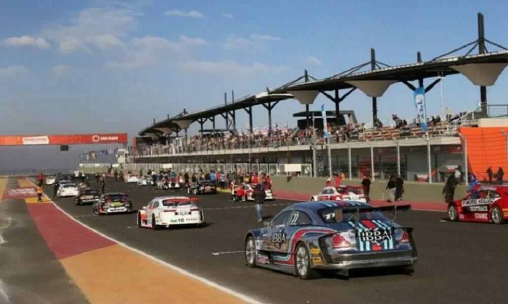 Ariel Persia ganó la final del Top Race Series. Ariel Persia ganó la final del Top Race Series.
