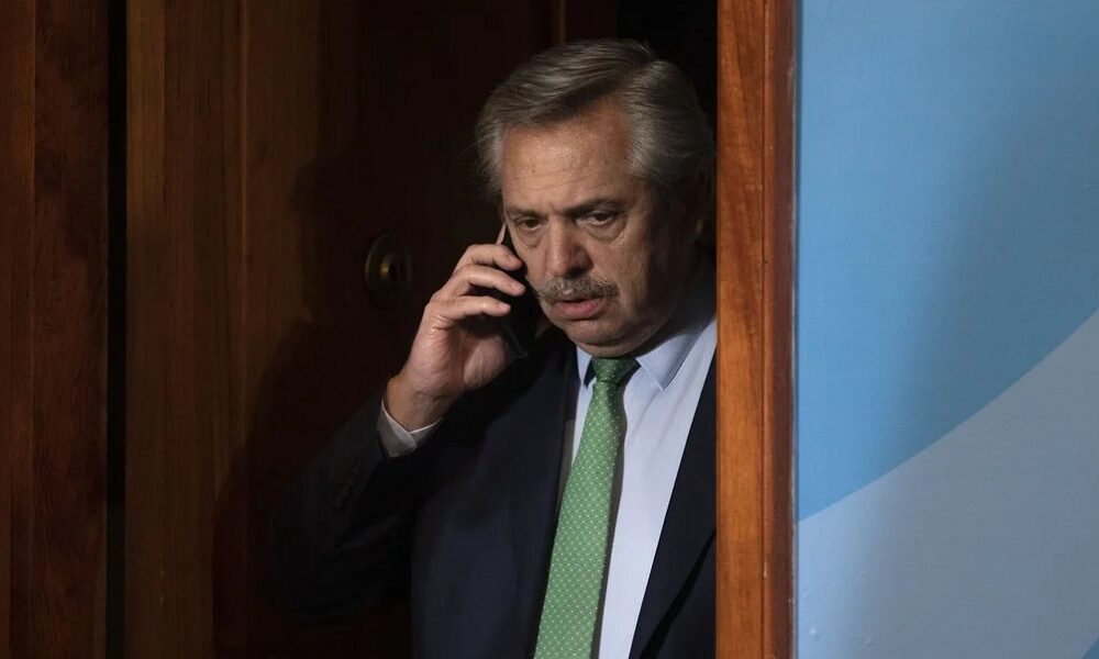 Alberto Fernández habló con Zelenski, el presidente de Ucrania. Alberto Fernández habló con Zelenski, el presidente de Ucrania.