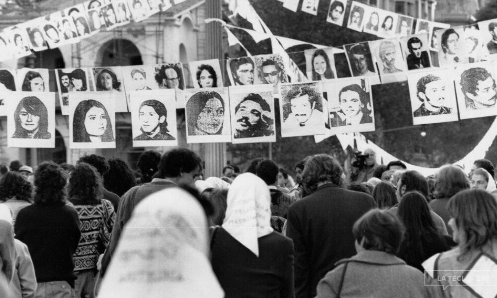 Con los compañeros vamos hasta el final de los días: Genocidio o crímenes de Lesa Humanidad. Con los compañeros vamos hasta el final de los días: Genocidio o crímenes de Lesa Humanidad.