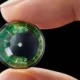 Mojo Lens: El lente de contacto futurista que busca destronar al smartphone.