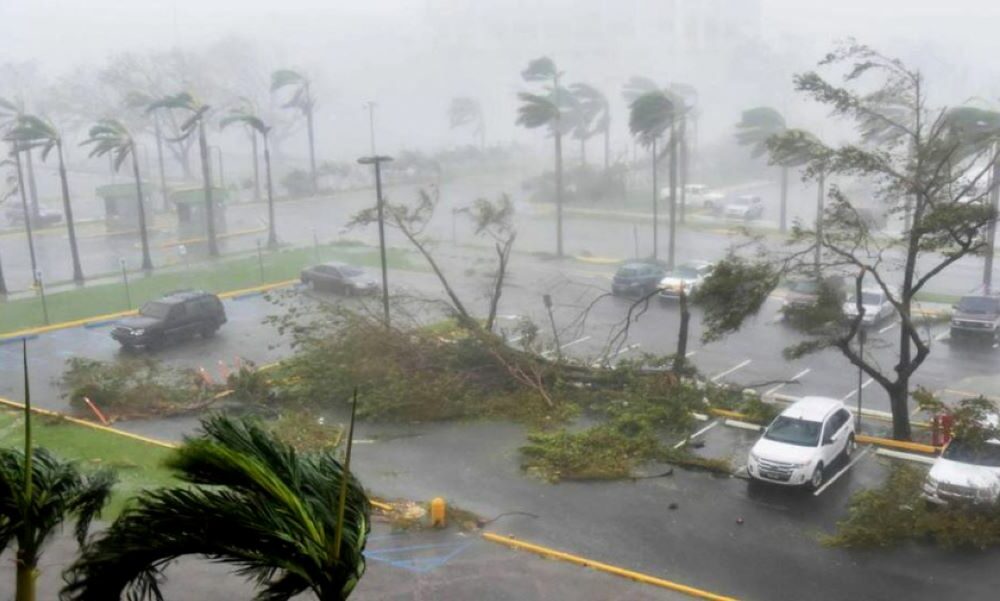 El huracán Fiona aumenta su potencia a categoría 3 y avanza sobre las islas Turcas y Caicos El huracán Fiona aumenta su potencia a categoría 3 y avanza sobre las islas Turcas y Caicos