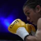 Con el regreso de Cecilia Román al ring se celebra el Día del Boxeador.