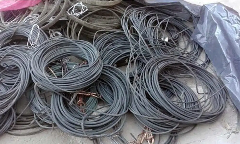 El robo de cables en la provincia para revender el cobre no para. El robo de cables en la provincia para revender el cobre no para.