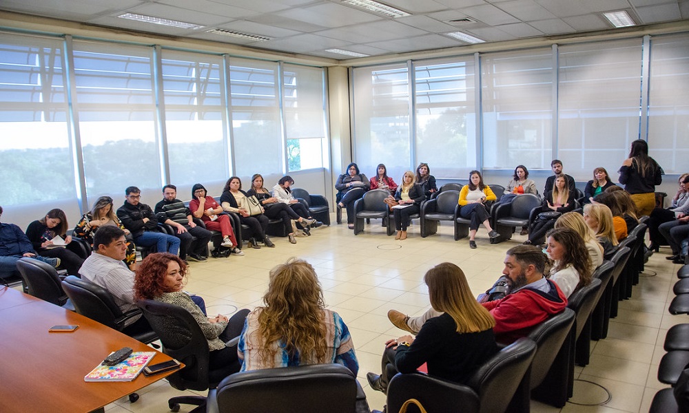 Comenzaron las reuniones de las mesas intersectoriales contenidas en la Red de Prevención del Suicidio. Comenzaron las reuniones de las mesas intersectoriales contenidas en la Red de Prevención del Suicidio.