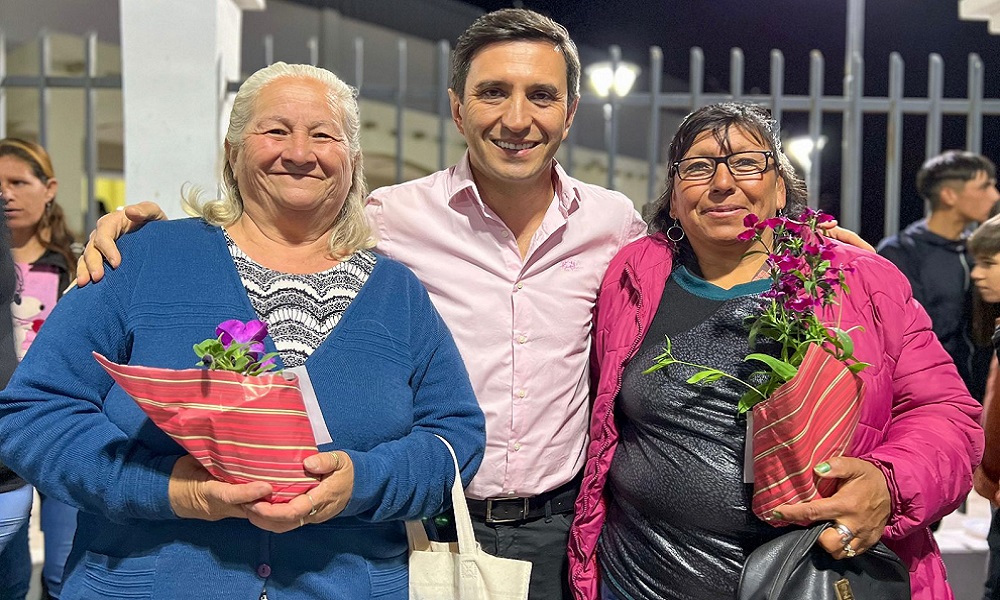 San Matín festejó el día de la madre en el departamento. San Matín festejó el día de la madre en el departamento.