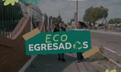 El gobernador, hizo entrega de premios a los Eco Egresados de San Martín.