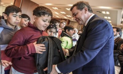 Escuelas rurales visitaron la ciudad y fueron recibidas por el ministro de Gobierno.