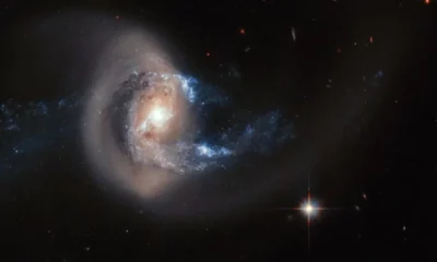El telescopio Hubble de la NASA captó el impresionante choque entre dos estrellas.