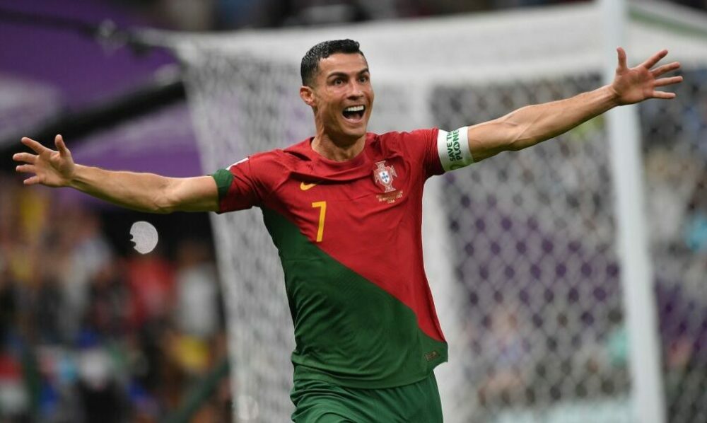 Portugal le ganó a Uruguay y avanzó a octavos de final. Portugal le ganó a Uruguay y avanzó a octavos de final.