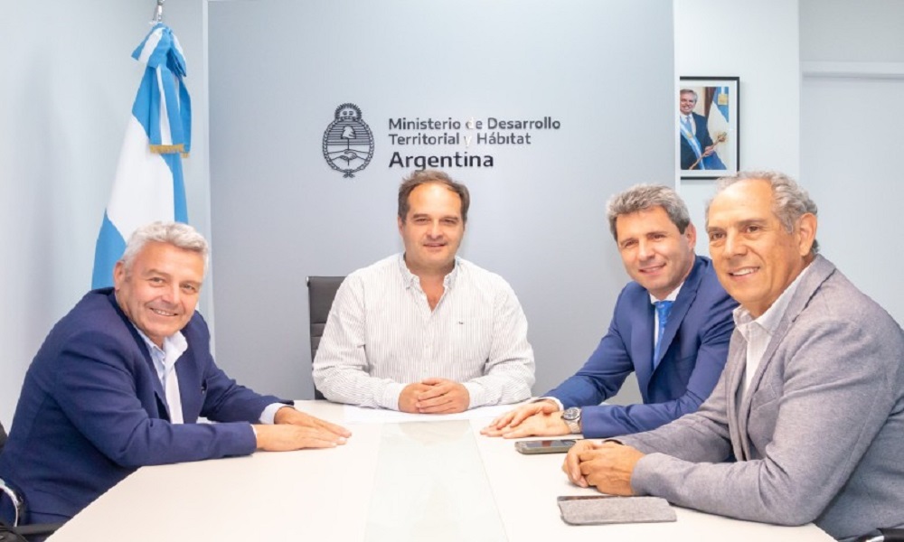 El gobernador se reunió con el ministro de Desarrollo Territorial y Hábitat, Santiago Maggiotti. El gobernador se reunió con el ministro de Desarrollo Territorial y Hábitat, Santiago Maggiotti.