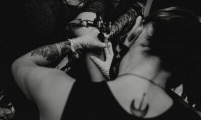 ¡No te pierdas el Tatto Flash Night! Las chicas quieren poner arte en la piel.