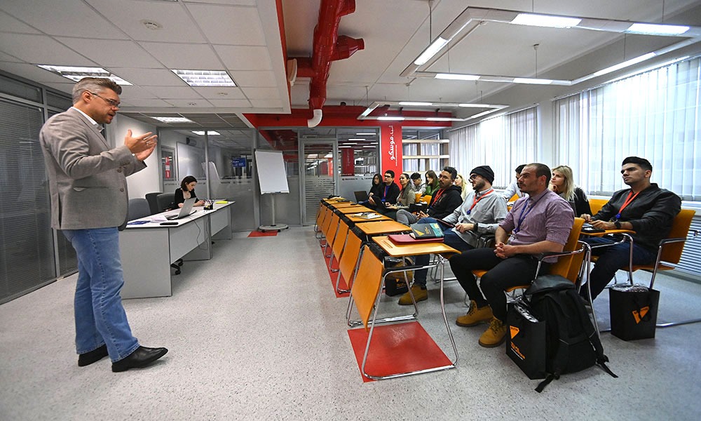 Ahora Rusia: Nuestro periodista llegó a Moscú. Ahora Rusia: Nuestro periodista llegó a Moscú.
