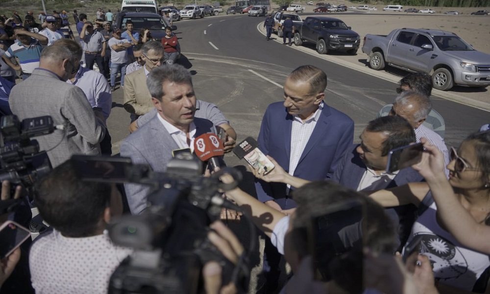 Argentina finalista: el gobernador contó sobre la conversación que tuvo con Tapia después del partido. Argentina finalista: el gobernador contó sobre la conversación que tuvo con Tapia después del partido.