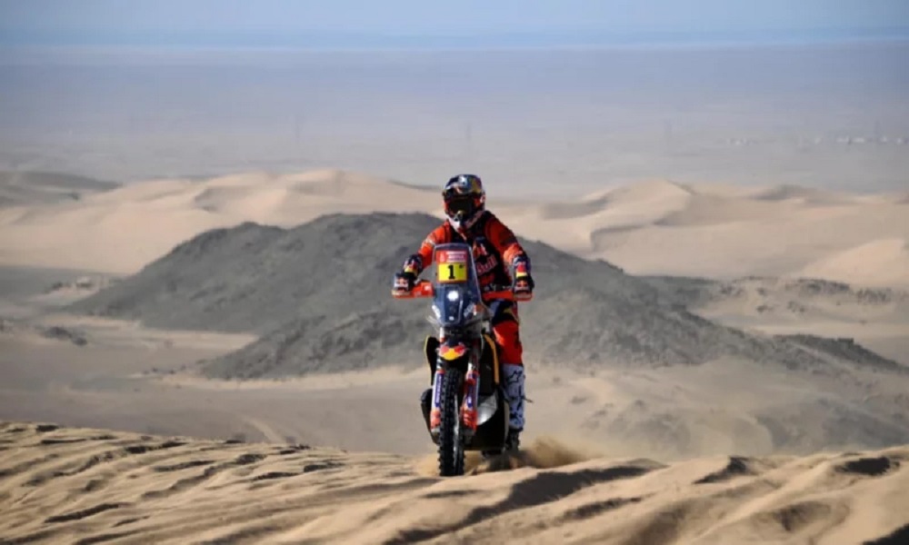 Los argentinos Andújar y Kevin Benavides se arriman al podio del prólogo del Dakar. Los argentinos Andújar y Kevin Benavides se arriman al podio del prólogo del Dakar.