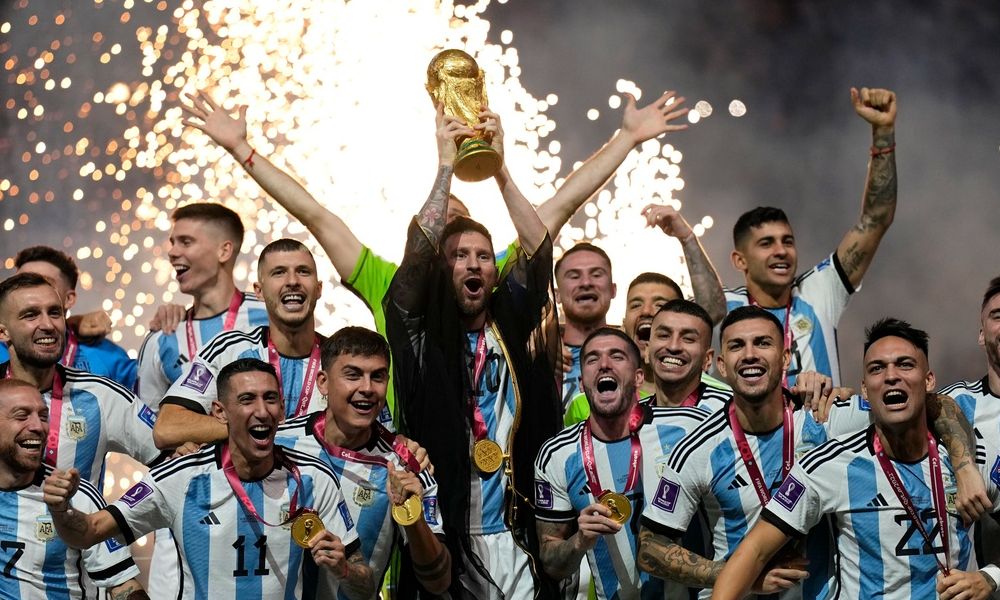 Fiesta albiceleste internacional, al mejor estilo Argento. Fiesta albiceleste internacional, al mejor estilo Argento.