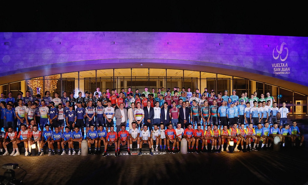 La presentación de la 39° edición de la Vuelta a San Juan fue una verdadera fiesta. La presentación de la 39° edición de la Vuelta a San Juan fue una verdadera fiesta.