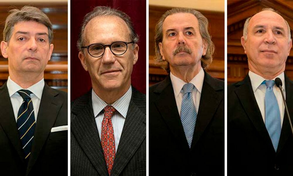 Juicio político a la Corte: La lista completa de testigos propuestos por el Gobierno. Juicio político a la Corte: La lista completa de testigos propuestos por el Gobierno.