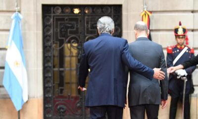 La gira del canciller alemán, por sudamérica busca «contrapesar» el avance chino en la carrera por el litio. 