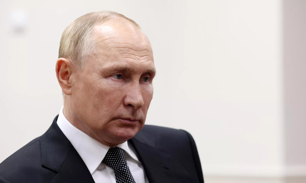 Putin tacha de «limpieza étnica» los crímenes de los neonazis ucranianos contra civiles. Putin tacha de «limpieza étnica» los crímenes de los neonazis ucranianos contra civiles.