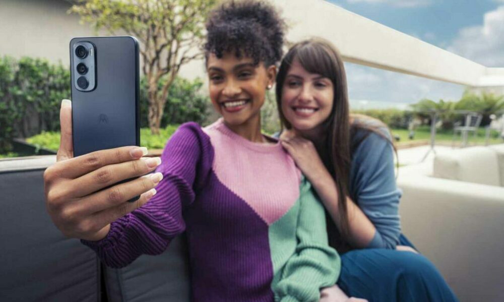 Celulares perfumados: ¿En qué consisten los últimos lanzamientos de Motorola?