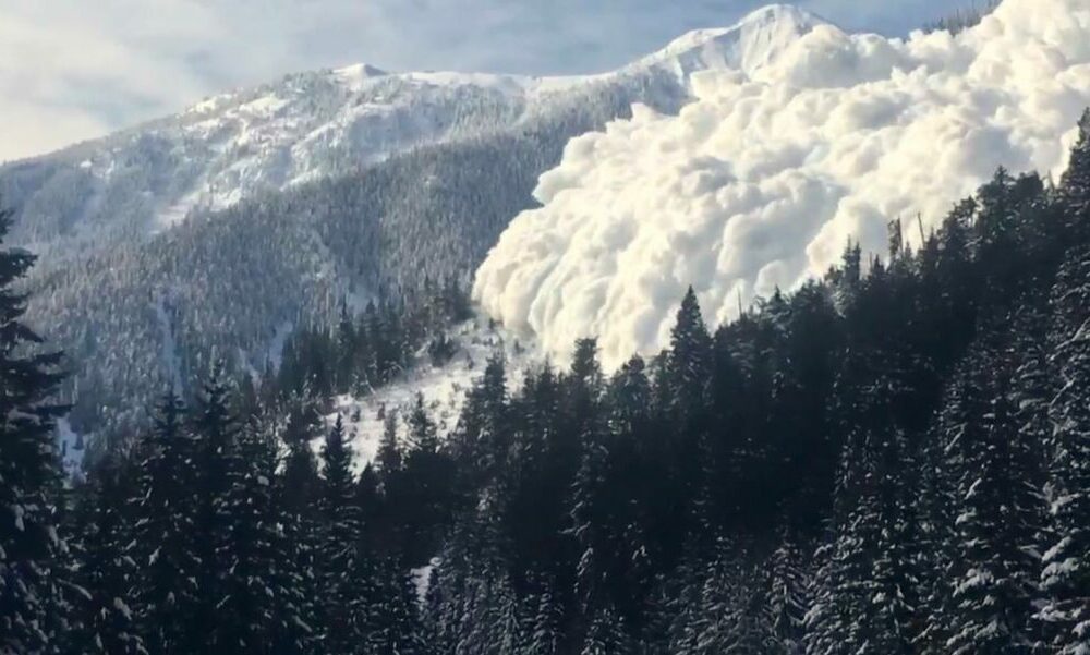 Tragedia en Canadá: Dos argentinos murieron atrapados en una avalancha de nieve. Tragedia en Canadá: Dos argentinos murieron atrapados en una avalancha de nieve.