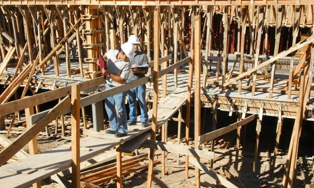 El Gobierno ratificó la inversión de un billón de pesos en obras públicas en 2023. El Gobierno ratificó la inversión de un billón de pesos en obras públicas en 2023.