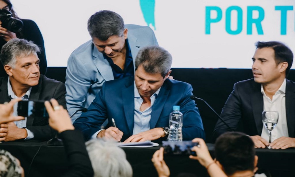 Elecciones 2023: se lanzó oficialmente el frente“San Juan por Todos”. Elecciones 2023: se lanzó oficialmente el frente“San Juan por Todos”.