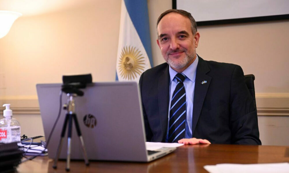 La Corte rechazó tomarle juramento al senador Martín Doñate. La Corte rechazó tomarle juramento al senador Martín Doñate.