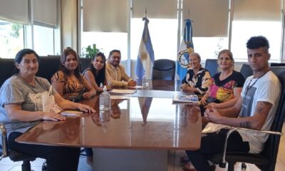 Educación y dirigentes sociales se reunieron para trabajar por los sectores vulnerables.