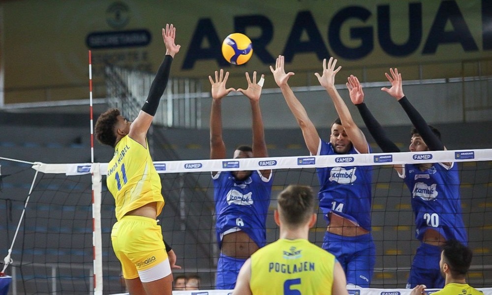 UPCN no pudo con Minas en el debut del Sudamericano. UPCN no pudo con Minas en el debut del Sudamericano.
