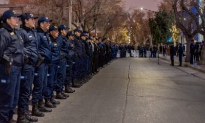 El Gobierno ascendió a la mayor cantidad de efectivos policiales de los últimos años.