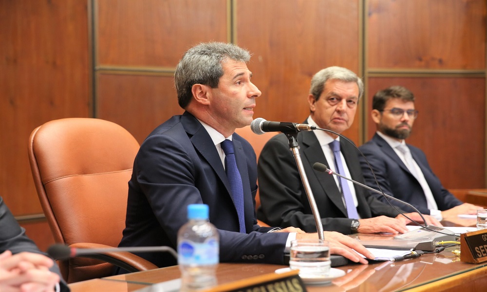 Uñac hizo un balance de gestión, una proyección de lo que se viene y pidió democracia en las elecciones de este año. Uñac hizo un balance de gestión, una proyección de lo que se viene y pidió democracia en las elecciones de este año.