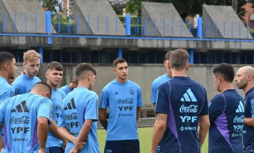 La Selección Argentina presentó la lista con los 21 seleccionados para el Mundial Sub 20. La Selección Argentina presentó la lista con los 21 seleccionados para el Mundial Sub 20.