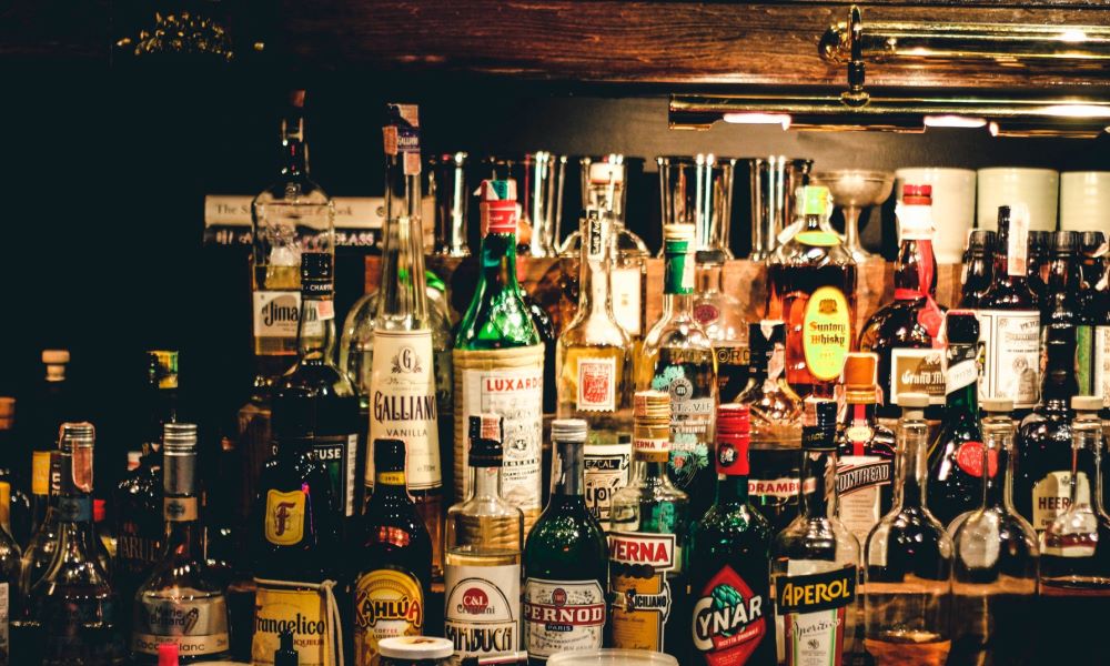 La OMS opina que las bebidas alcoholicas deben tener etiquetas sobre riesgos a la salud. La OMS opina que las bebidas alcoholicas deben tener etiquetas sobre riesgos a la salud.