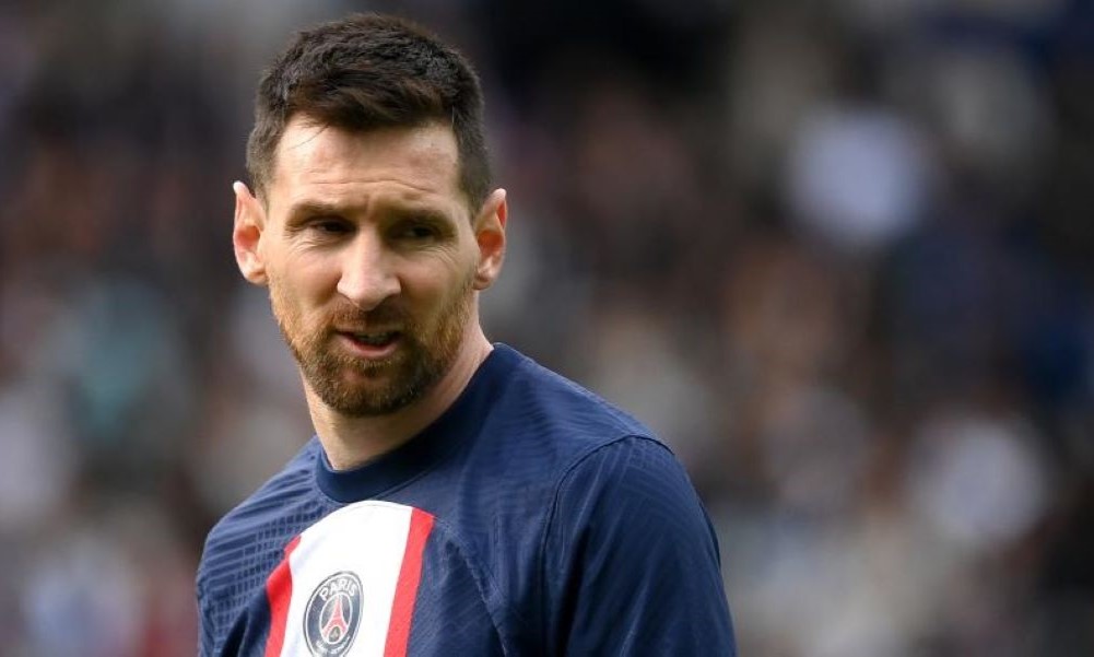 PSG suspendió a Lionel Messi por dos semanas tras su viaje a Arabia Saudita. PSG suspendió a Lionel Messi por dos semanas tras su viaje a Arabia Saudita.