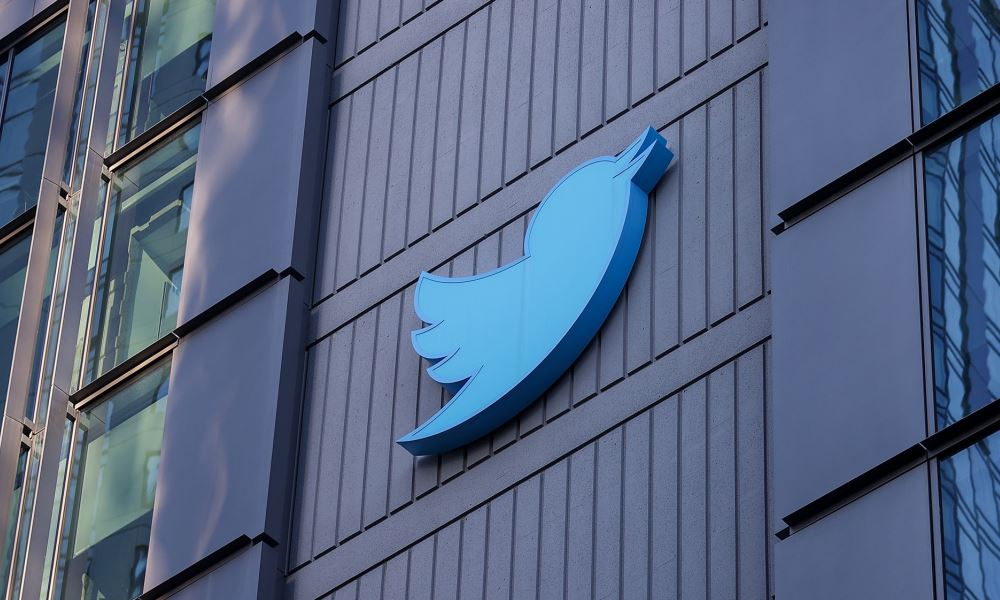 Musk retiró a Twitter del acuerdo de la UE contra la desinformación. Musk retiró a Twitter del acuerdo de la UE contra la desinformación.