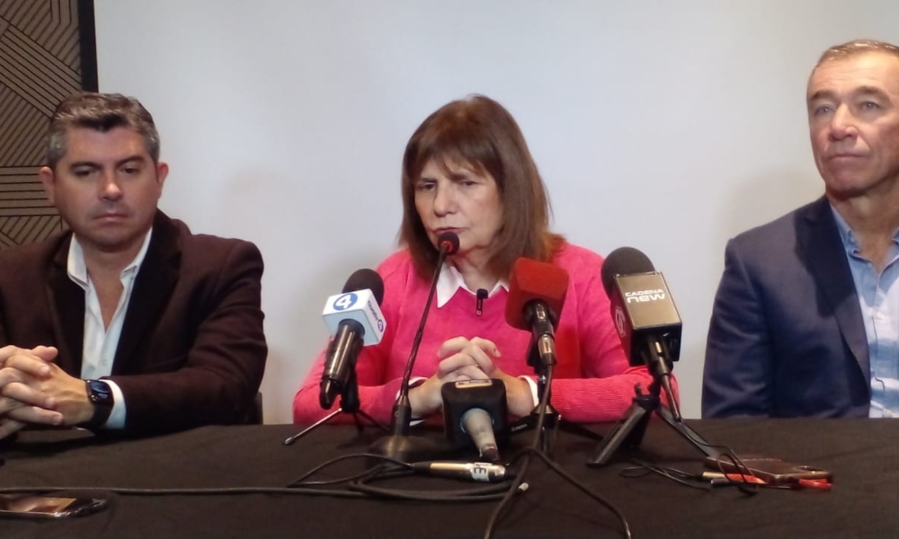 Orrego y sus jefes quieren un “cambio” para peor. Orrego y sus jefes quieren un “cambio” para peor.