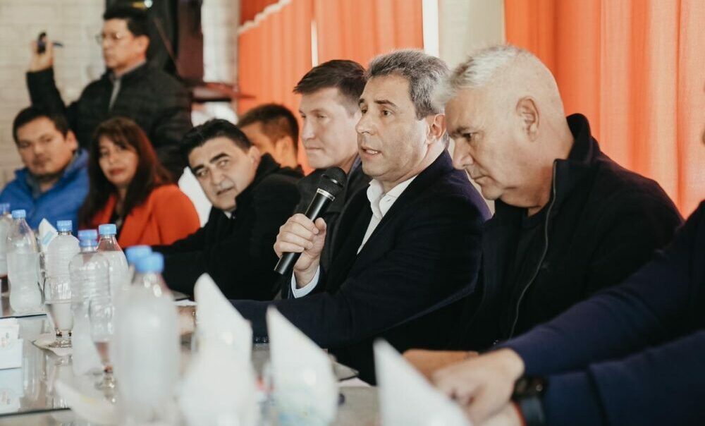 “Estoy convencido que Rubén es la persona ideal para seguir conduciendo este proyecto”, dijo Uñac. “Estoy convencido que Rubén es la persona ideal para seguir conduciendo este proyecto”, dijo Uñac.