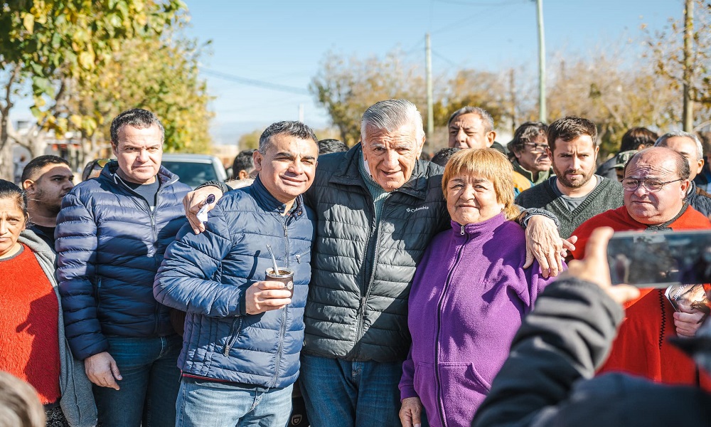 Elecciones: Gioja junto a Gramajo caminaron Chimbas y Rawson. Elecciones: Gioja junto a Gramajo caminaron Chimbas y Rawson.